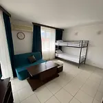 Lilia 2 Family Hotel
