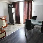 Lilia 2 Family Hotel