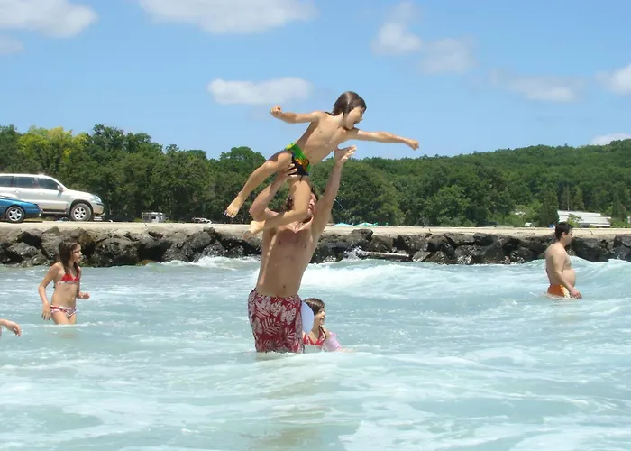 Lilia 2 Family Primorsko