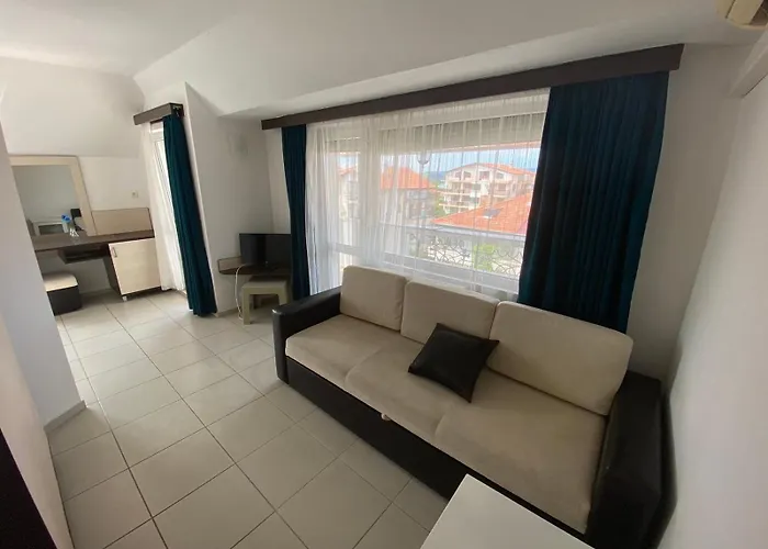 Hotel Lilia 2 Family 2*