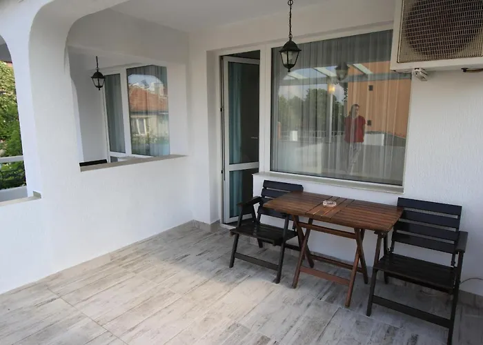 Lilia 2 Family Primorsko