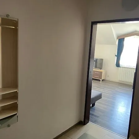 Lilia 2 Family Hotel