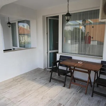 Lilia 2 Family Primorsko