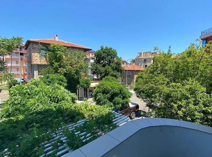 Lilia 2 Family 2* Πριμόρσκο