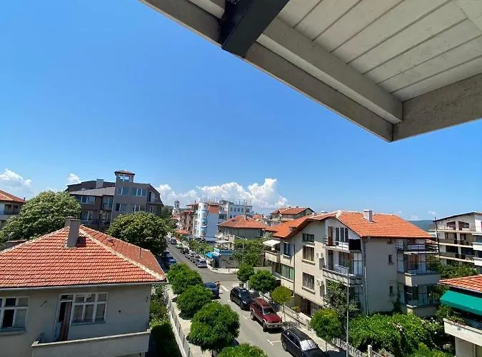 Lilia 2 Family Πριμόρσκο