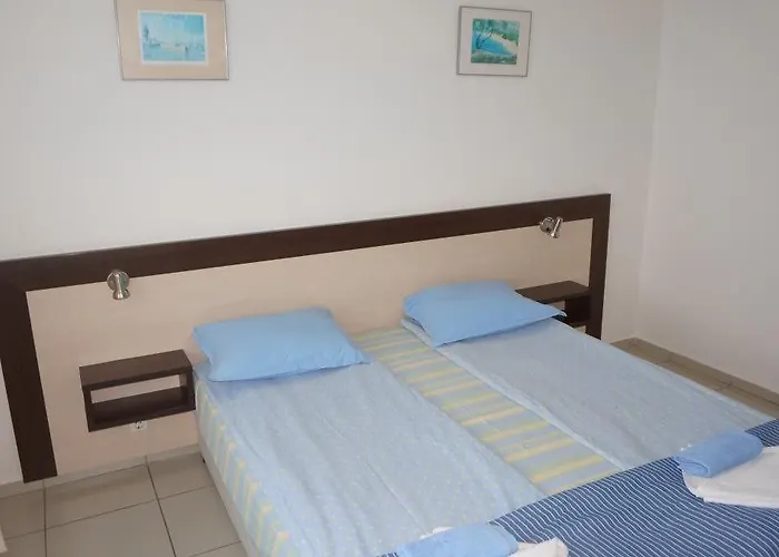 Ξενοδοχείο Lilia 2 Family 2*