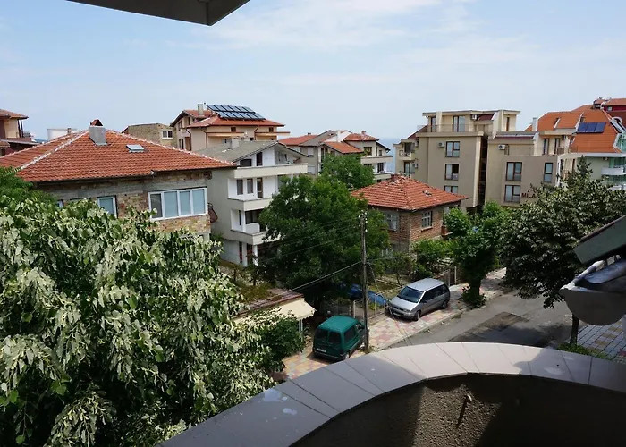 Lilia 2 Family 2* Πριμόρσκο